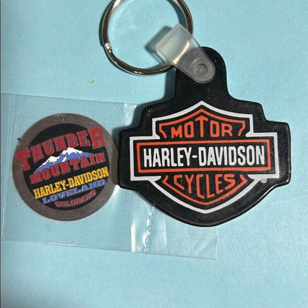 Thunder Mtn Harley Davidson Stick on metal badge & ZION,Utah HD Rubber Keychain